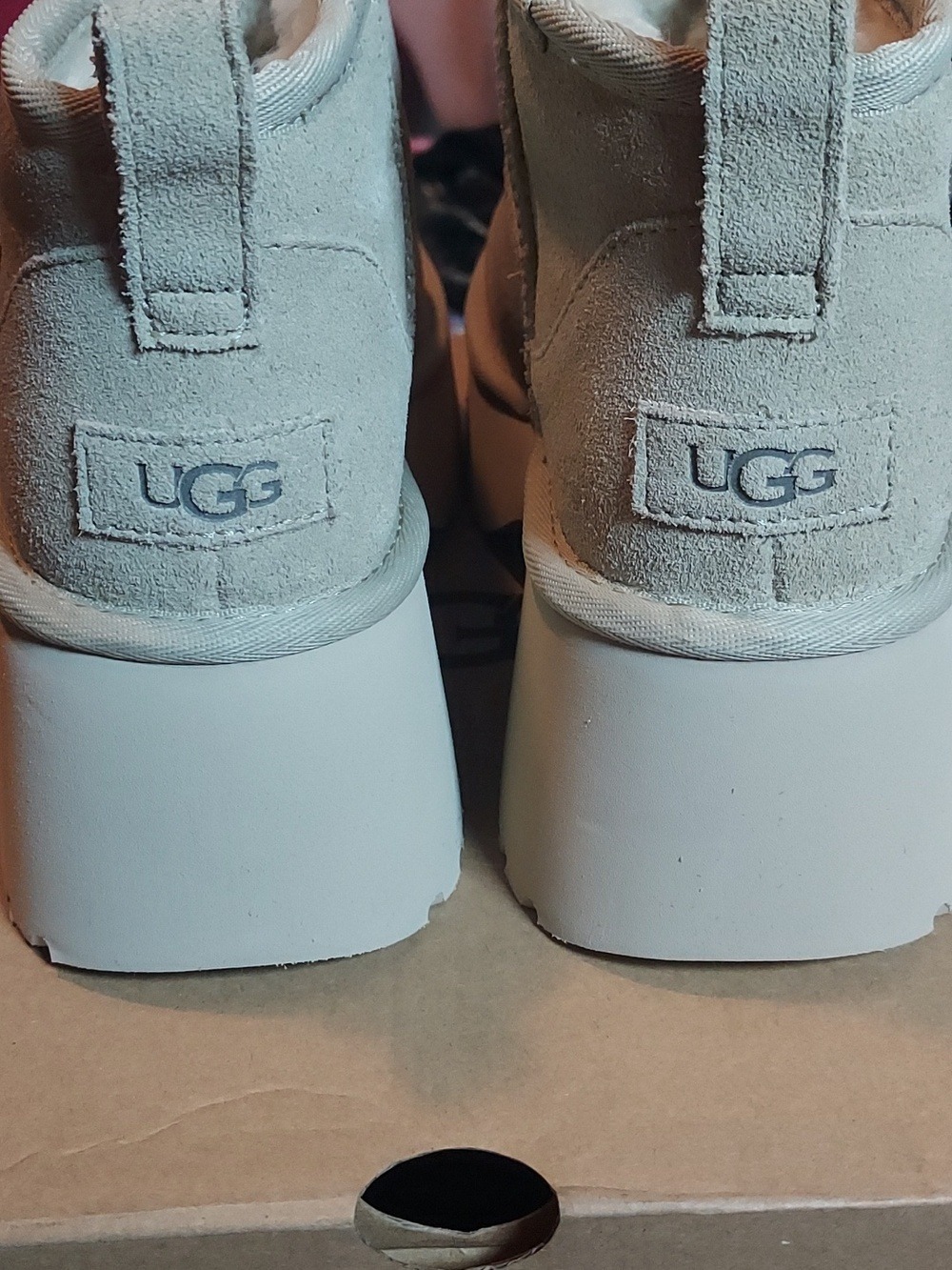 UGG Classic ultra Mini New Heights Boots In Beige MDSD NIB SZ9 - Picture 13 of 16